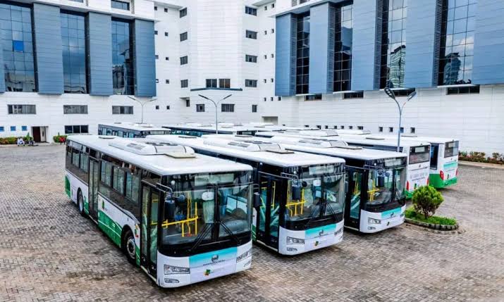 CNG conversion center and technicians